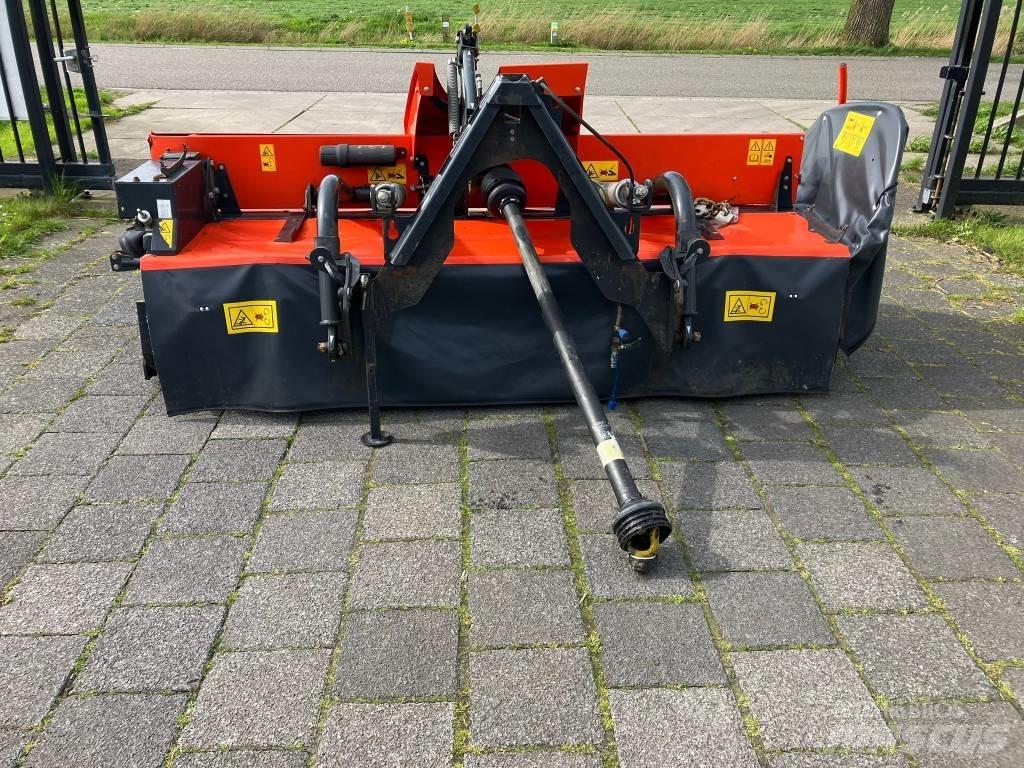 Kubota DM 4032 Mowers