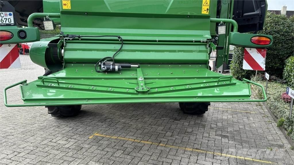 John Deere T660 Combine Harvesters