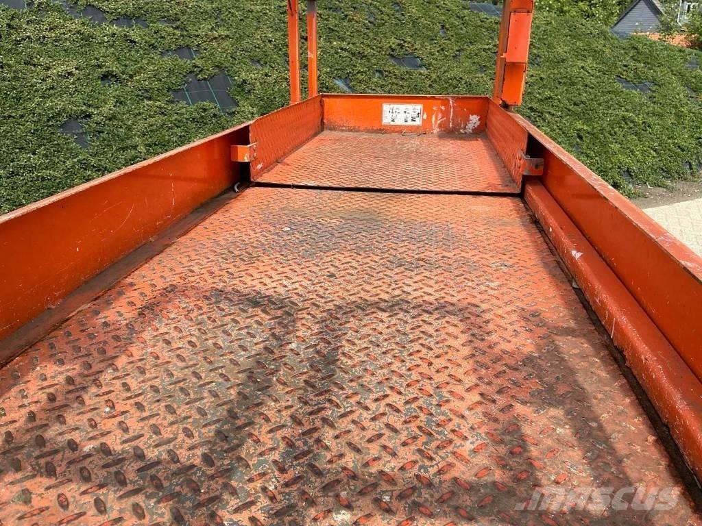 Snorkel S3226E Scissor Lifts