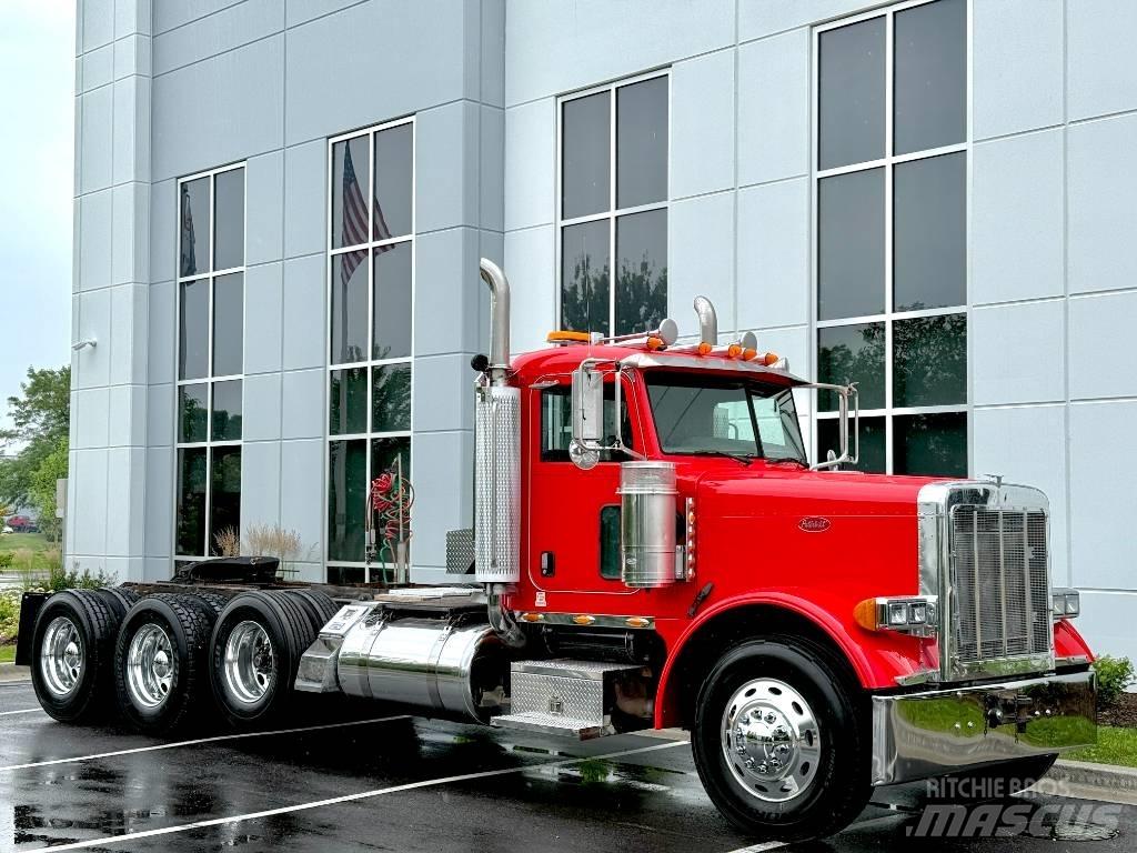 Peterbilt 379 Conventional Trucks / Tractor Trucks
