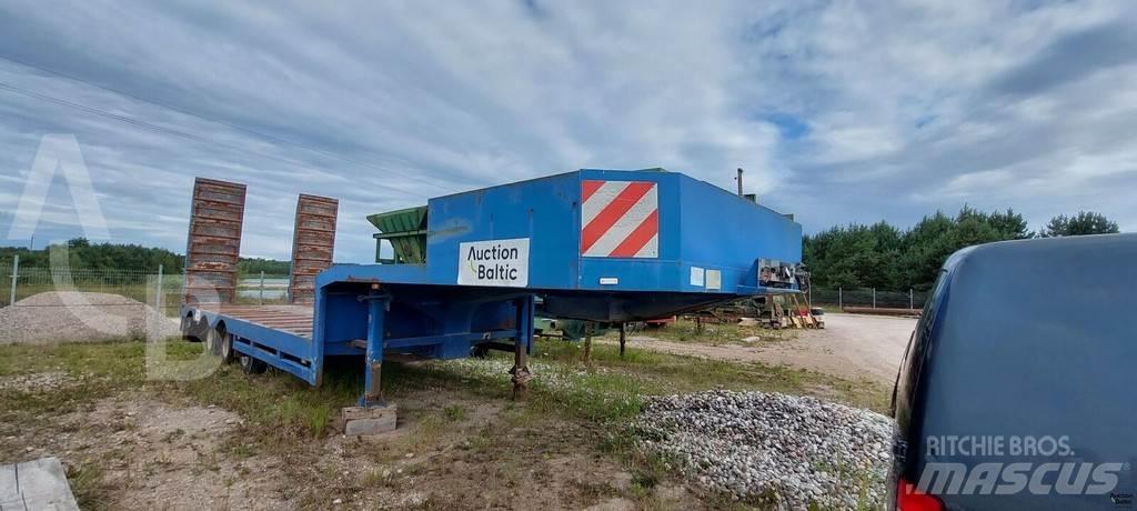 STOKOTA S3N Lowboy Trailers