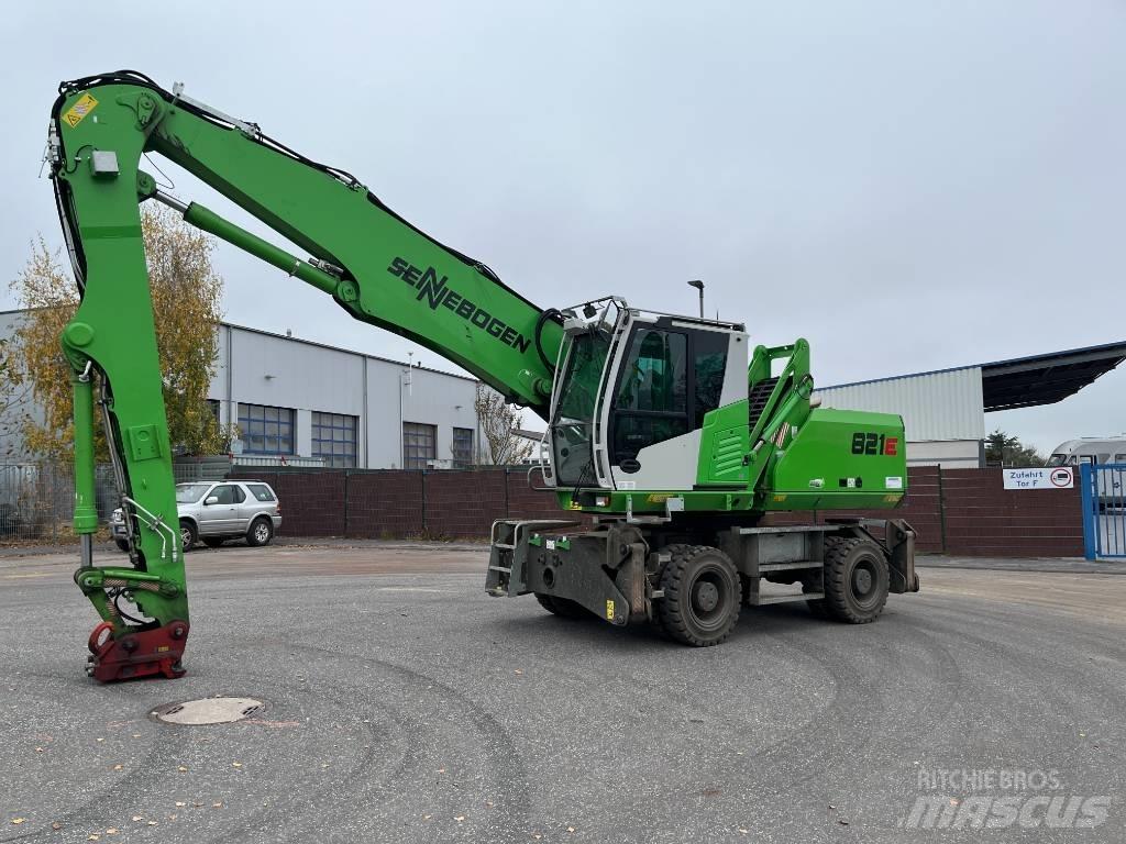 Sennebogen 821 Waste / Industry Handlers