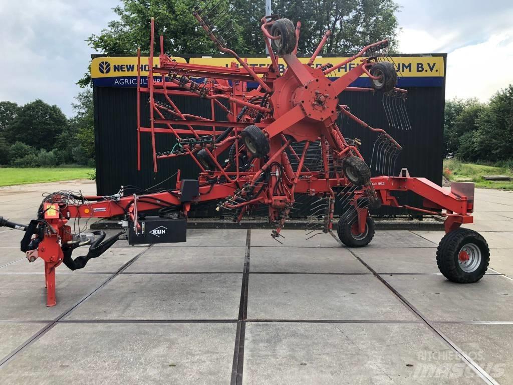 Kuhn GA 8521 Swathers \ Windrowers