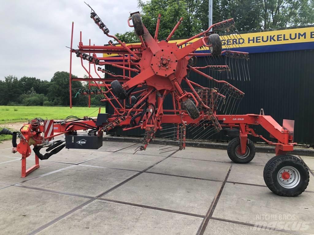 Kuhn GA 8521 Swathers \ Windrowers