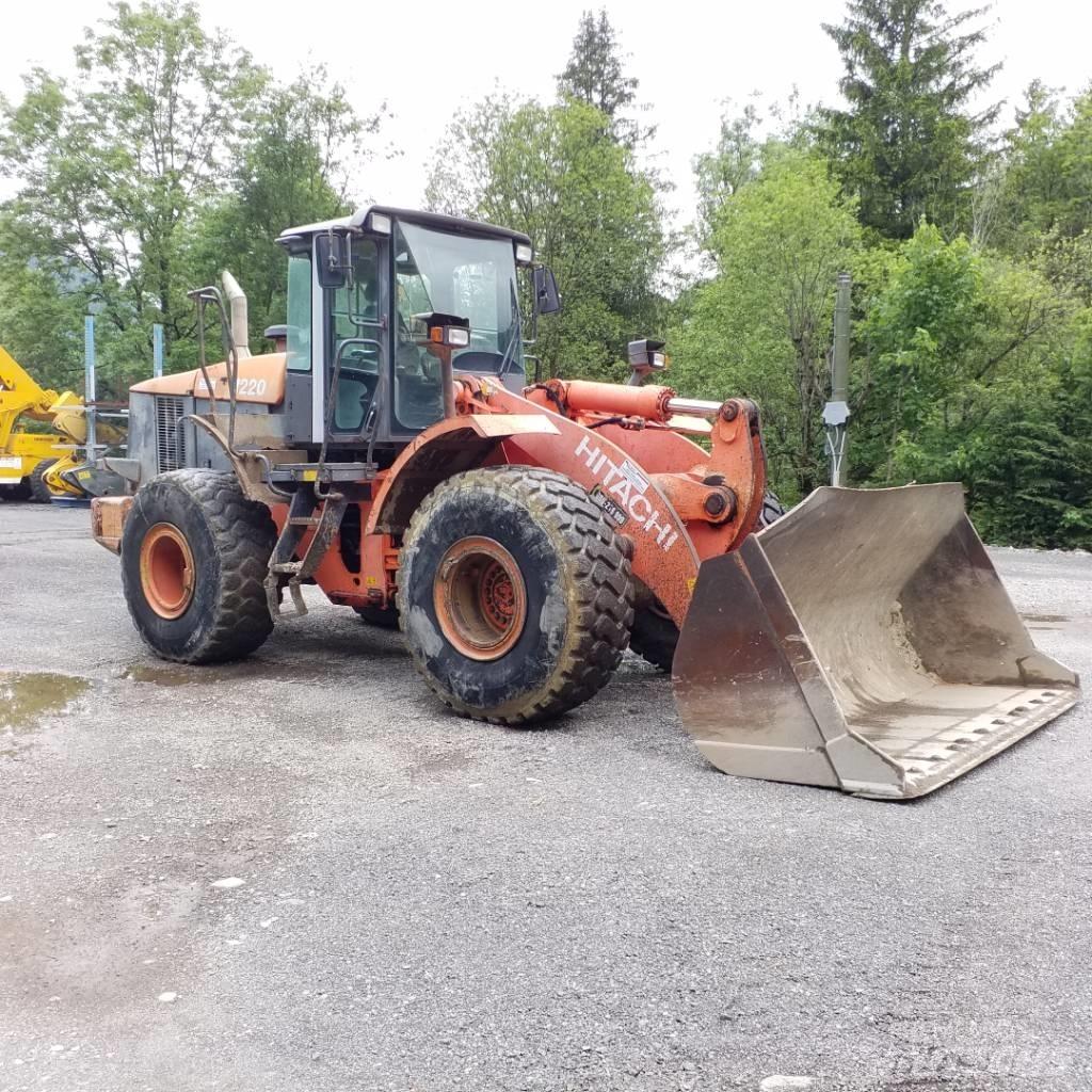 Hitachi ZW 220 Wheel Loaders