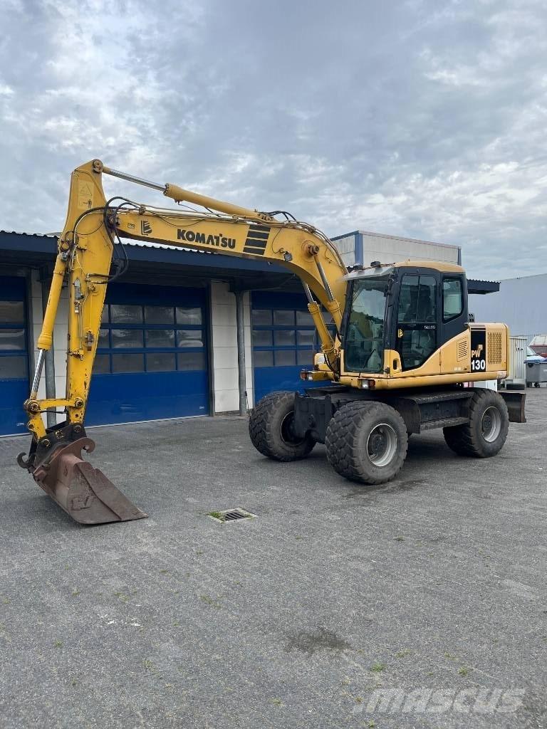 Komatsu PW 130-7K Wheeled Excavators