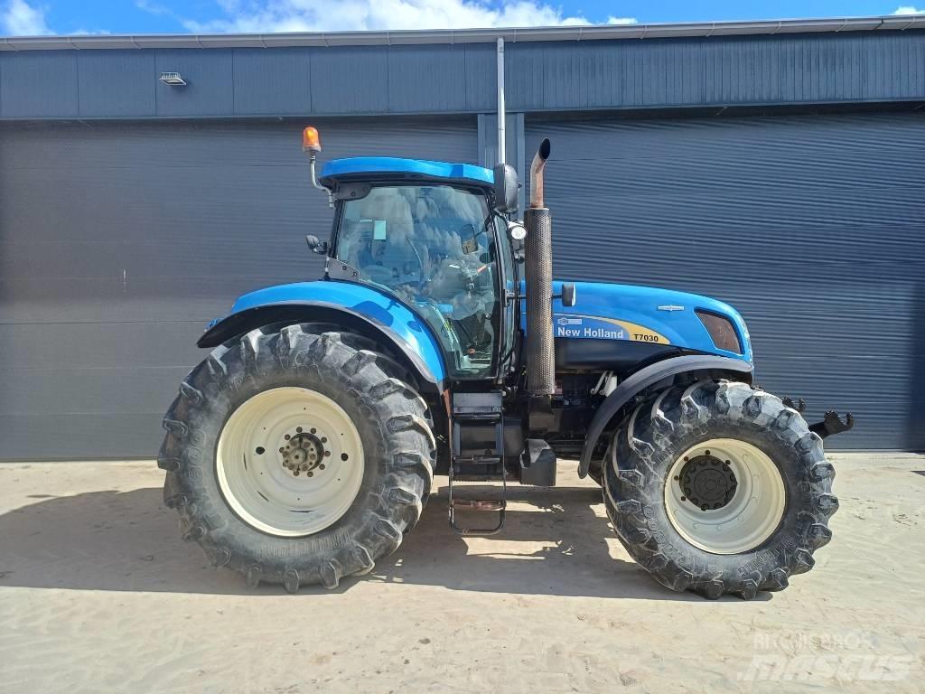 New Holland T7030AC Tractors