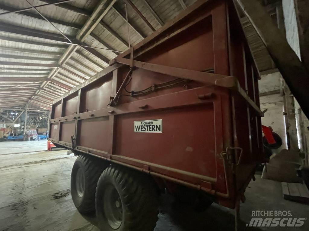 Western 18 T Tip Trailers