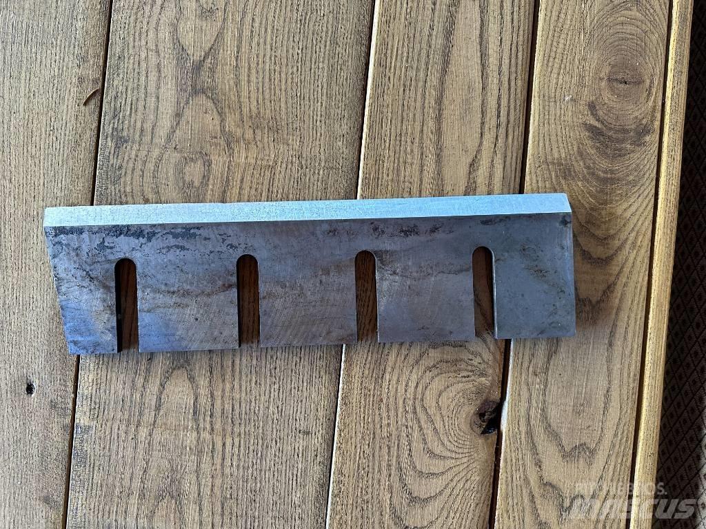 MAN TUNISEN Wood Chippers