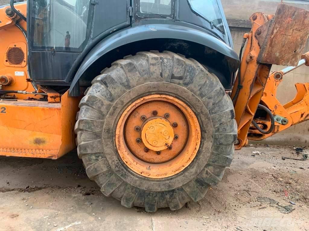 CASE 580 M Backhoe Loaders