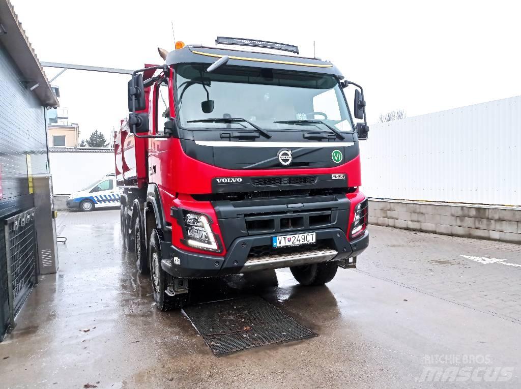 Volvo FM 10 Dump Trucks