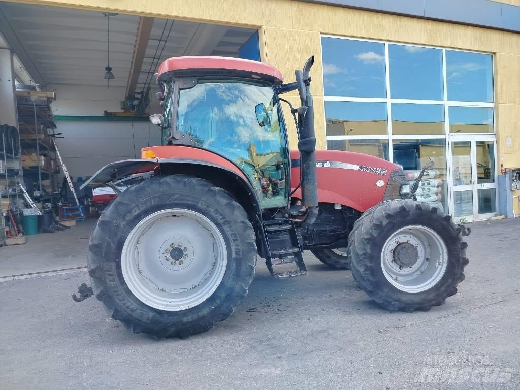 CASE MXU135 Tractors