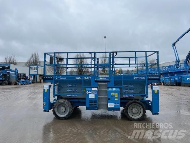 Genie GS 3390 Scissor Lifts