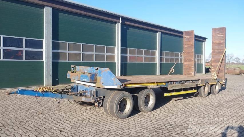 Dezeure AD404M Lowboy trailer