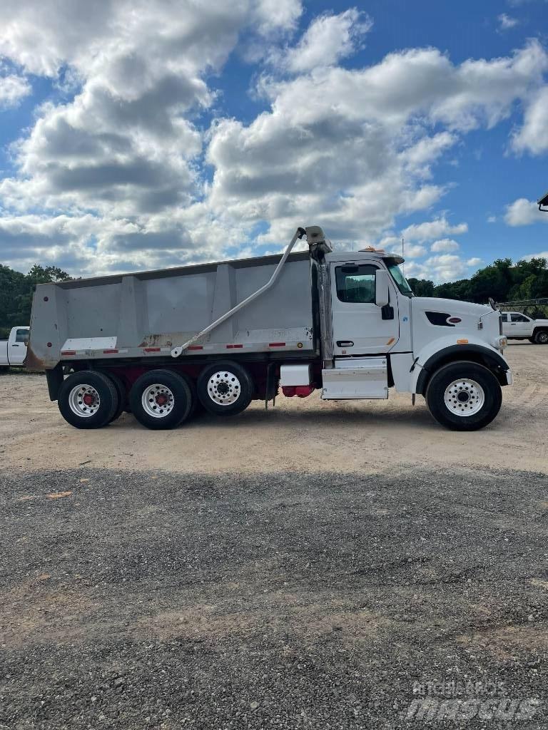 Peterbilt Dump truck Dump Trucks