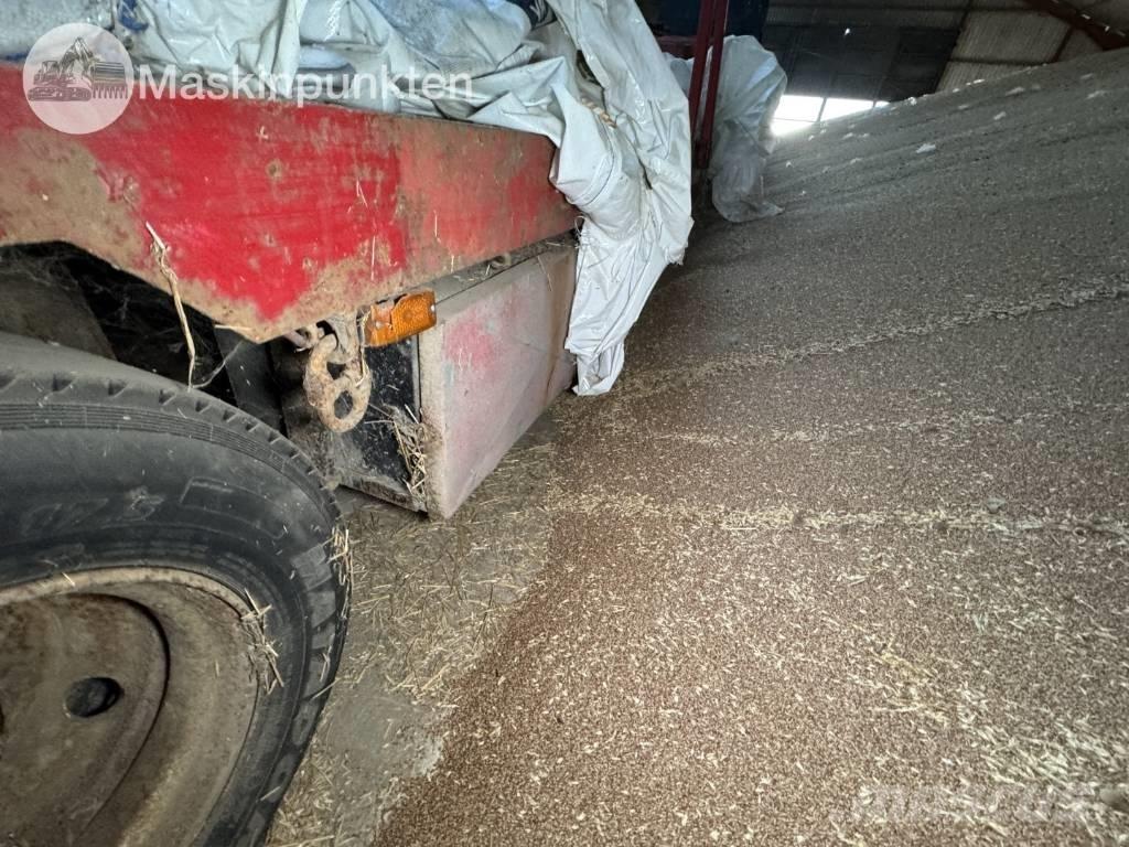 Broshuis E-2190 Lowboy trailer