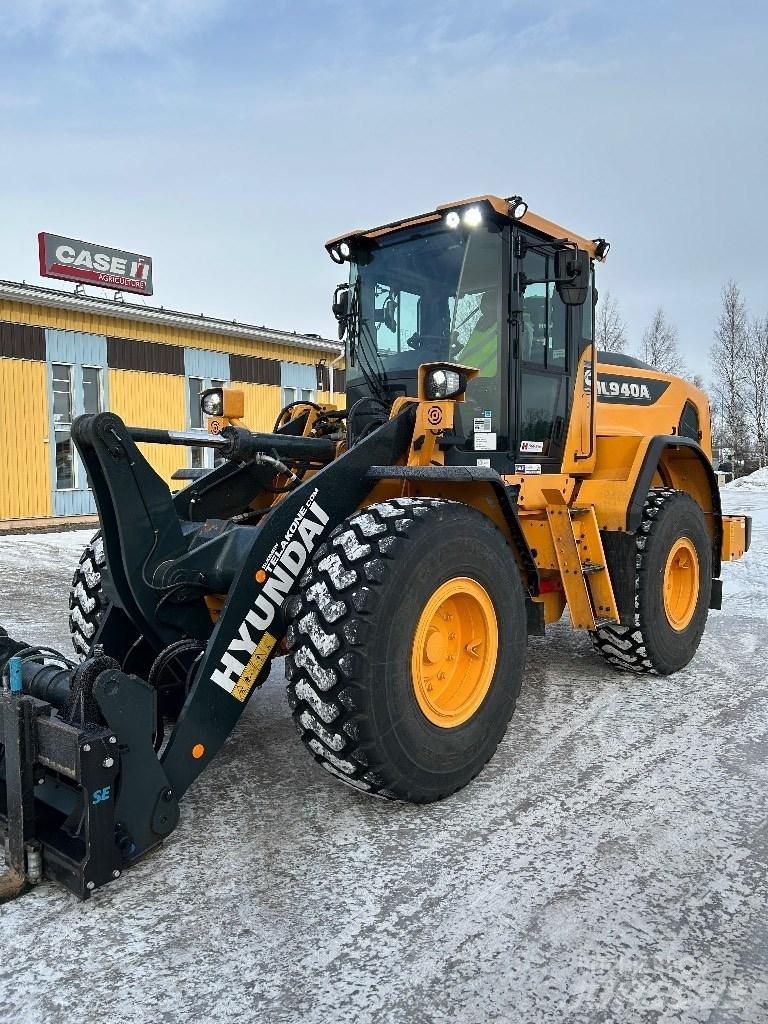 Hyundai HL 940 Wheel Loaders