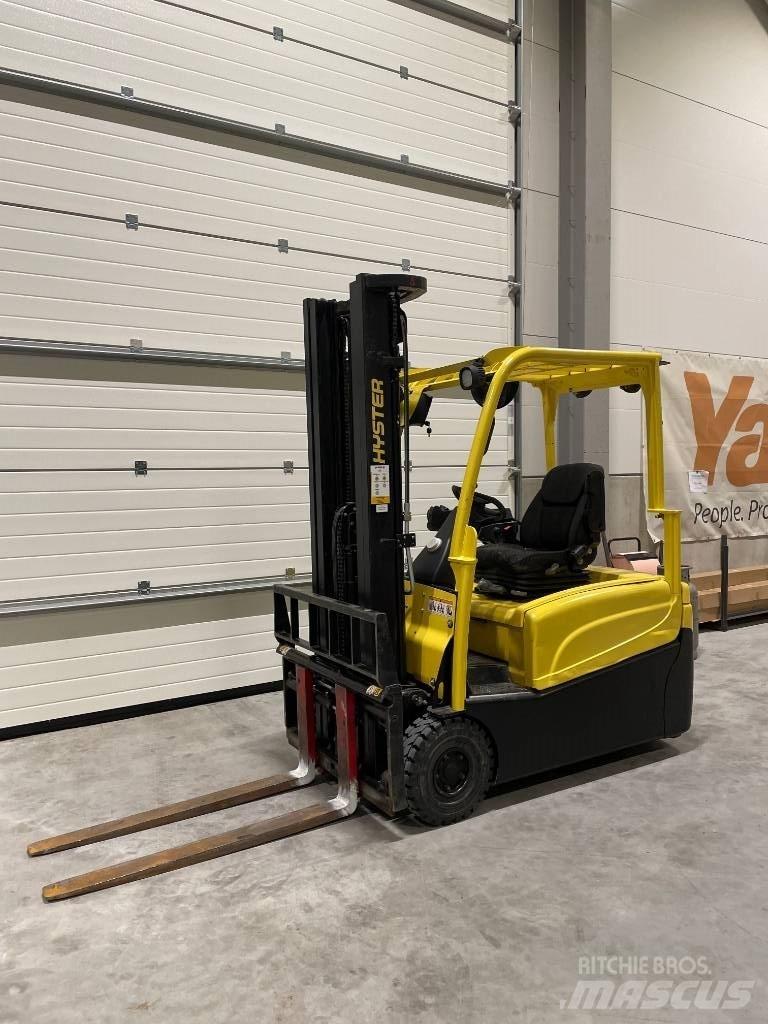 Hyster J1,6XNT Electric Forklifts