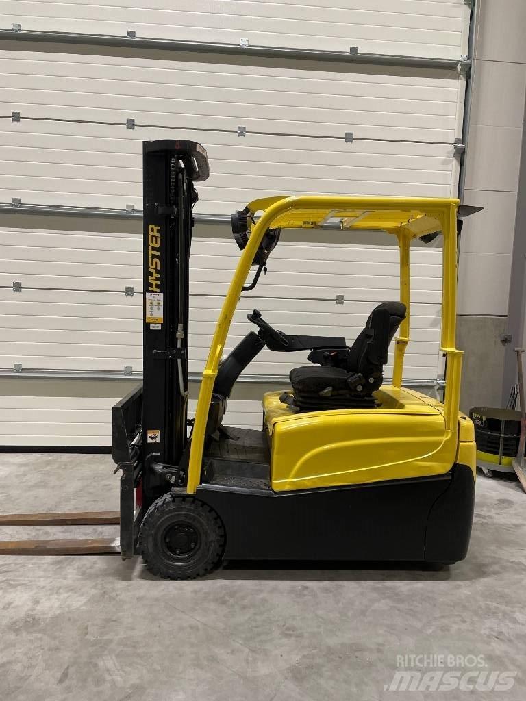 Hyster J1,6XNT Electric Forklifts