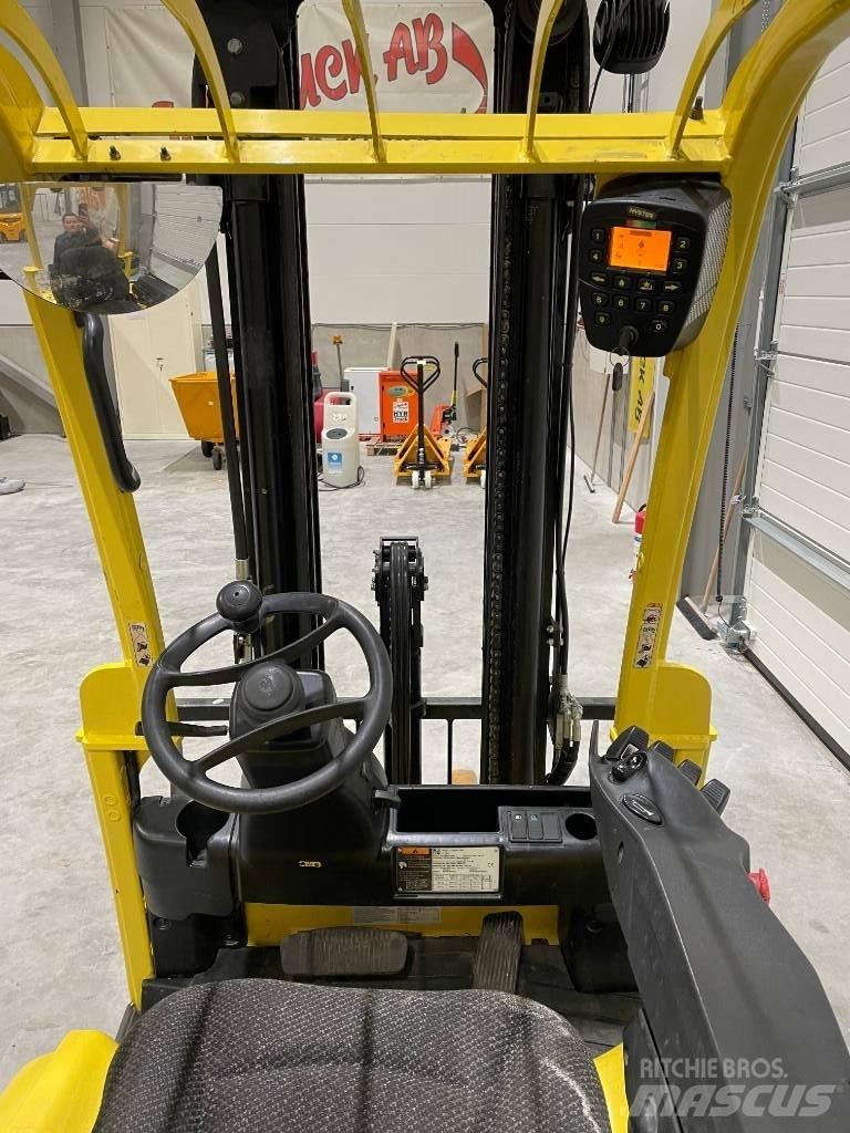 Hyster J1,6XNT Electric Forklifts