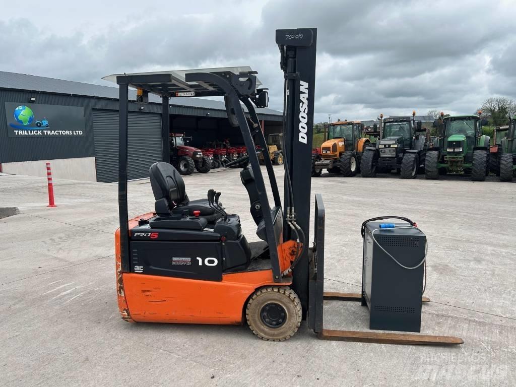 Doosan B10R-5 Electric Forklifts