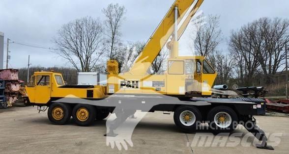 P&H T300A Boom / Crane / Bucket Trucks