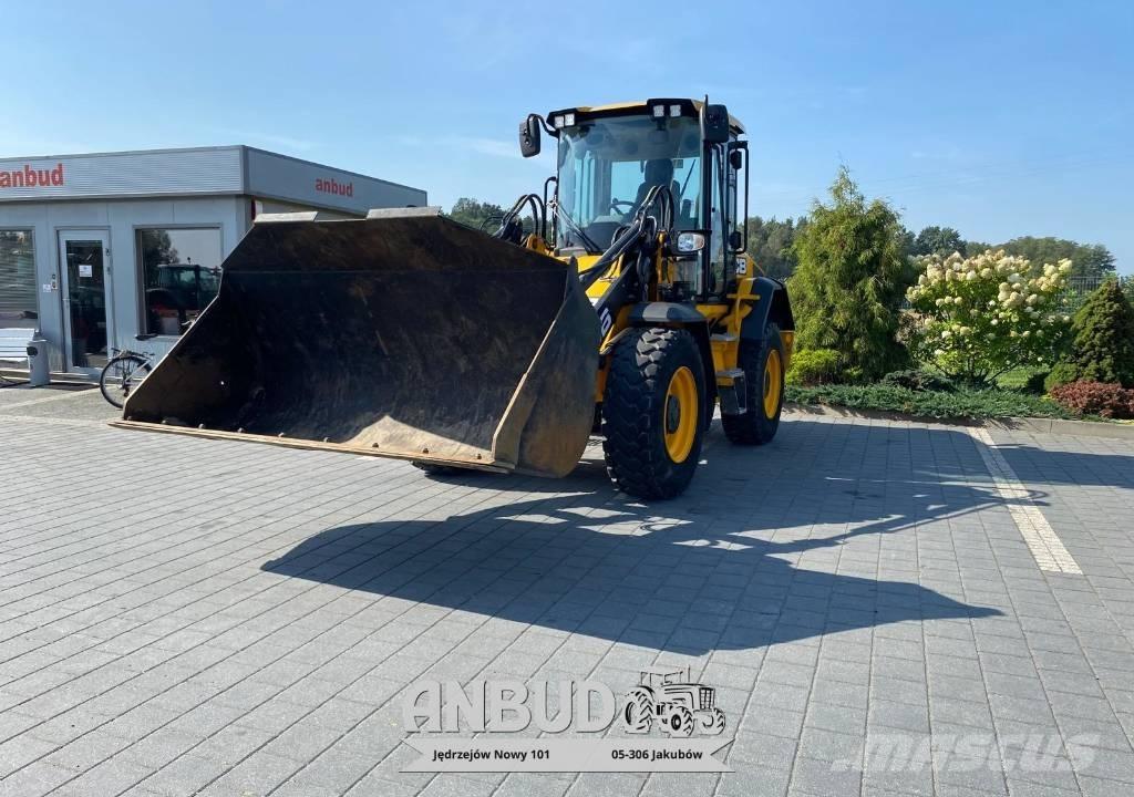 JCB 411 HT Wheel Loaders