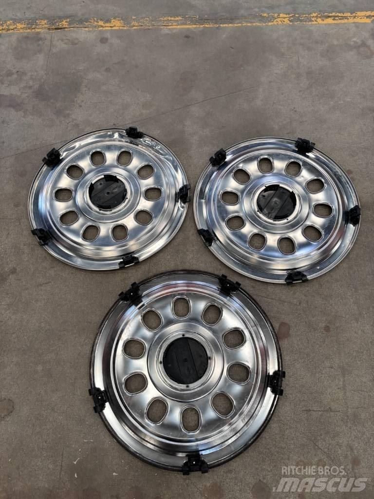 Scania R 450 Tires, wheels and rims