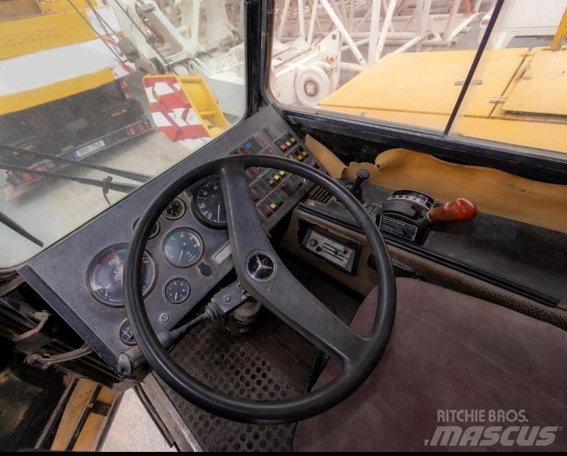 Liebherr LTM 1035 Mobile and all terrain cranes