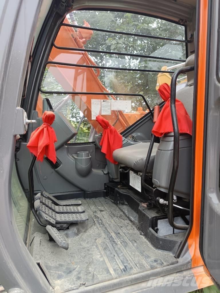 Hitachi ZX 80 Mini excavators  7t - 12t