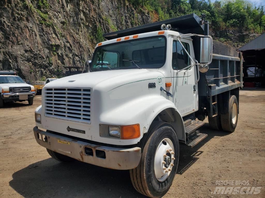 International 4990 Dump Trucks