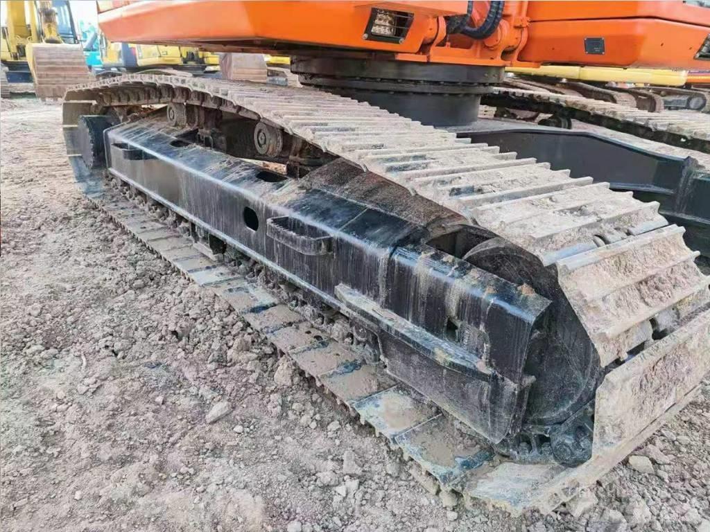 Doosan 225 Crawler Excavators