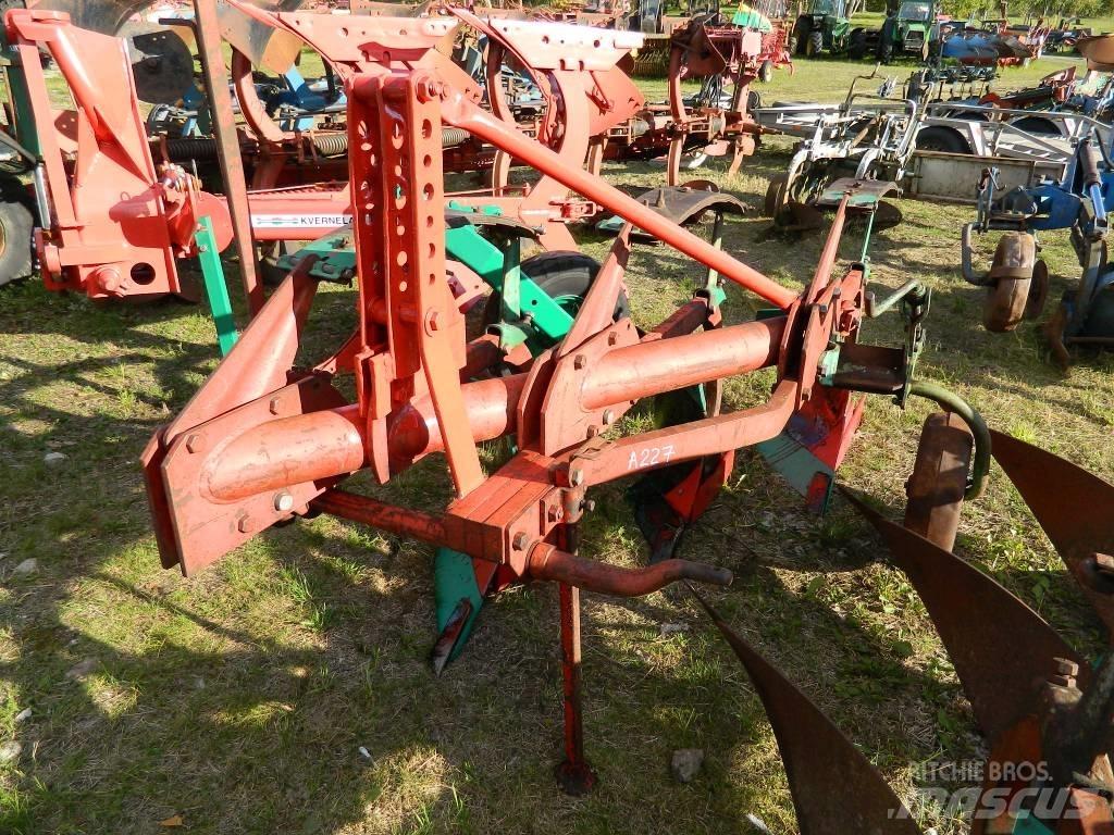 Kverneland 3 Plows
