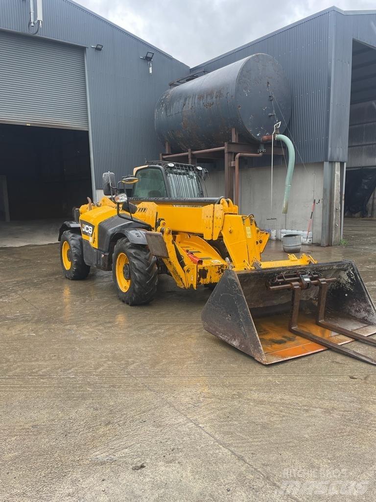 JCB 535 V 140 Telescopic Handlers