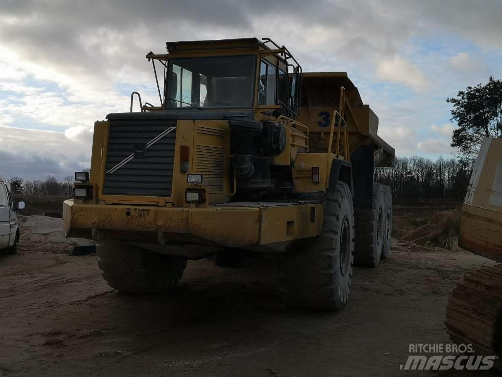 Volvo A 40 Articulated Dump Trucks (ADTs)