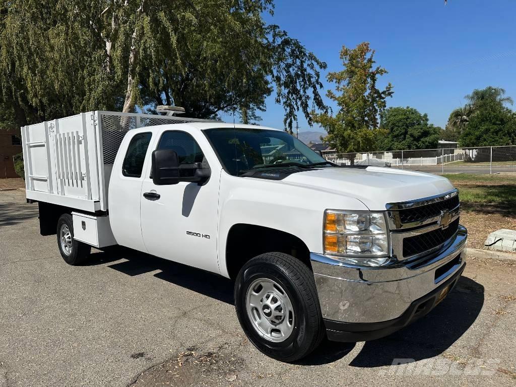 Chevrolet 2500 HD Pickup Trucks