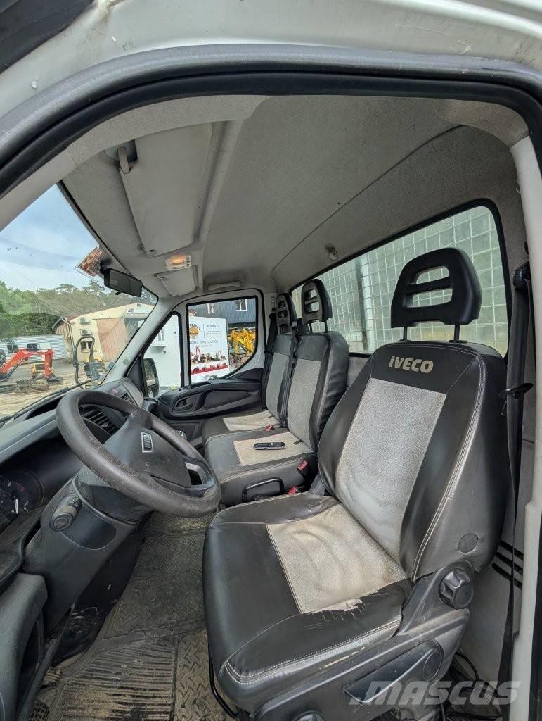 Iveco 35-12 Pickup Trucks