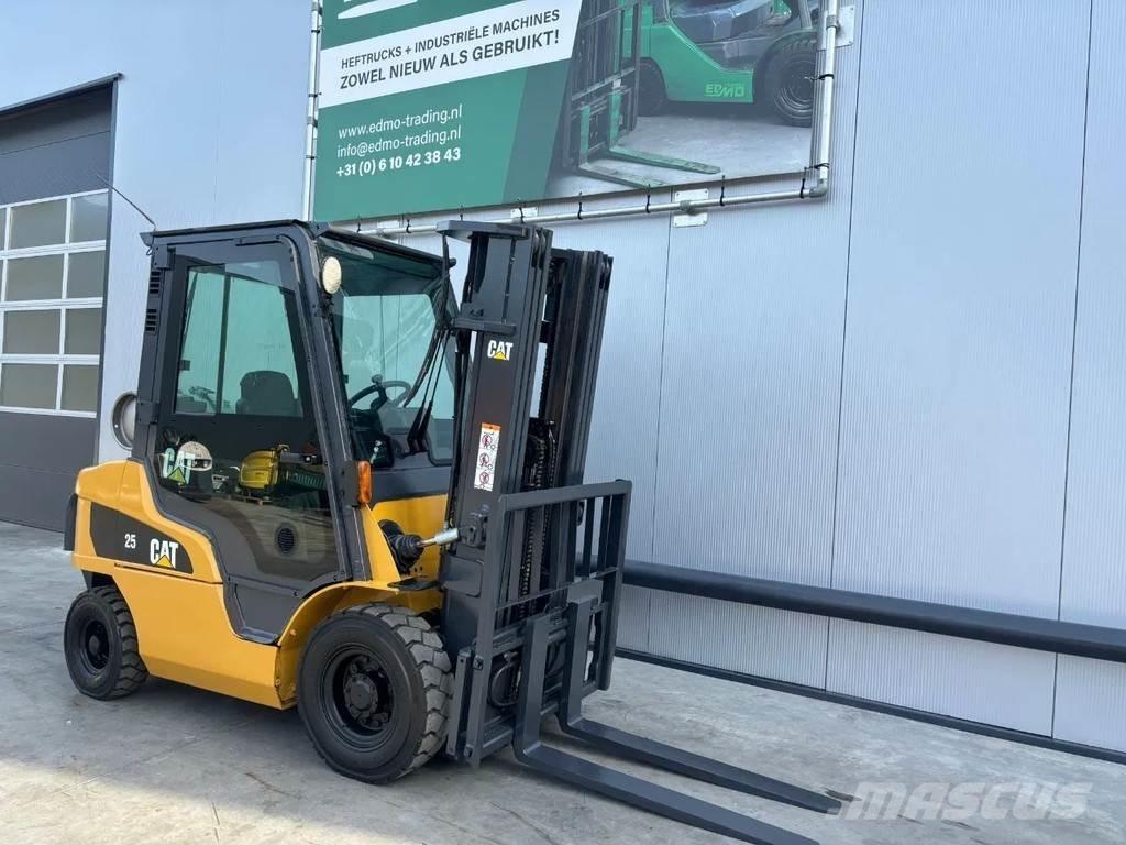 CAT GP25N Heftruck LPG trucks