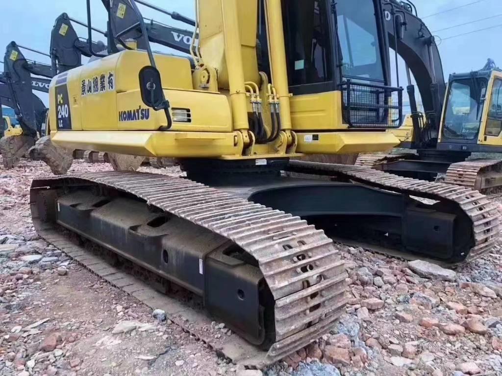 Komatsu PC 240 Crawler Excavators
