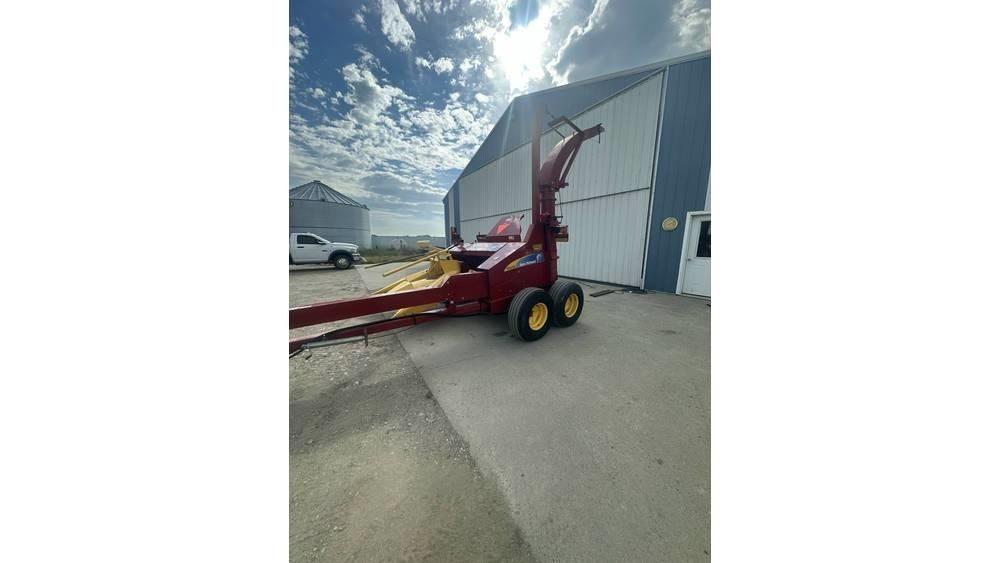 New Holland FP230 Forage Harvester