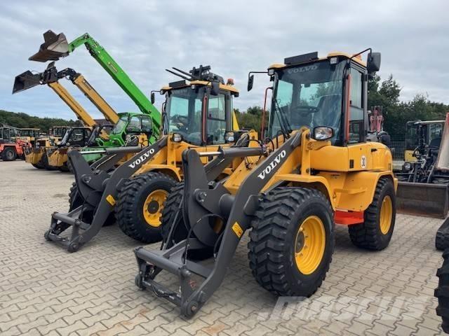Volvo L 30 HS Wheel Loaders