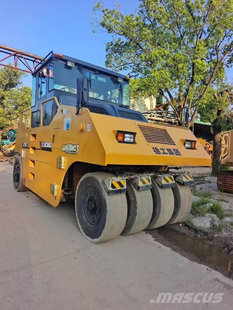 XCMG XP 263 Pneumatic tired rollers
