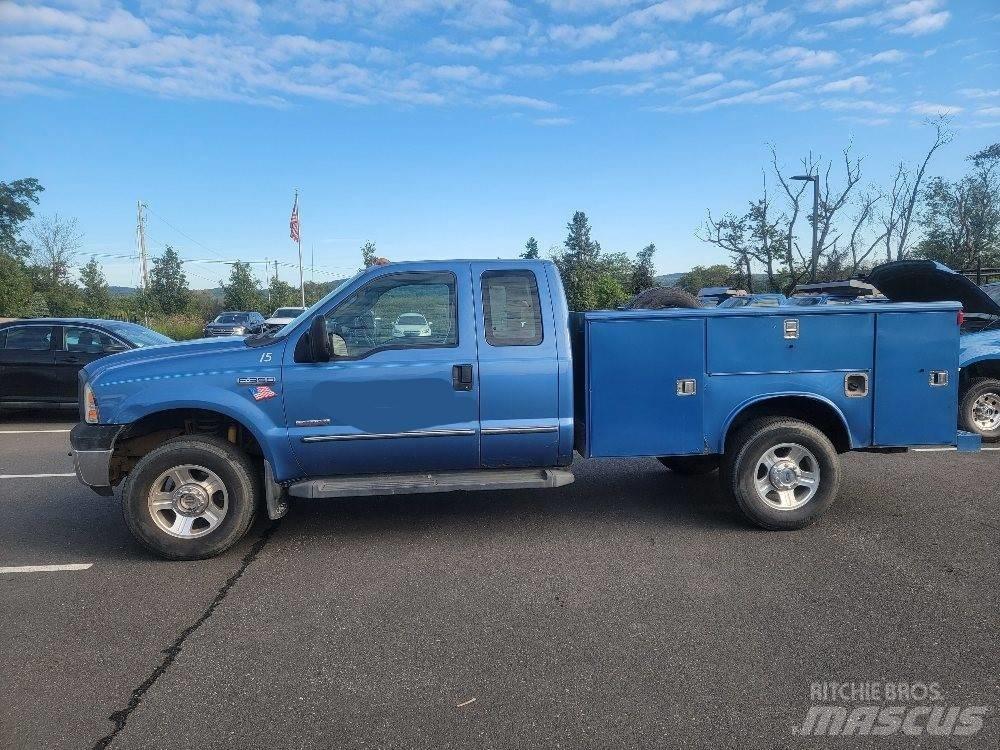 Ford F 350 XL SD Pickup Trucks