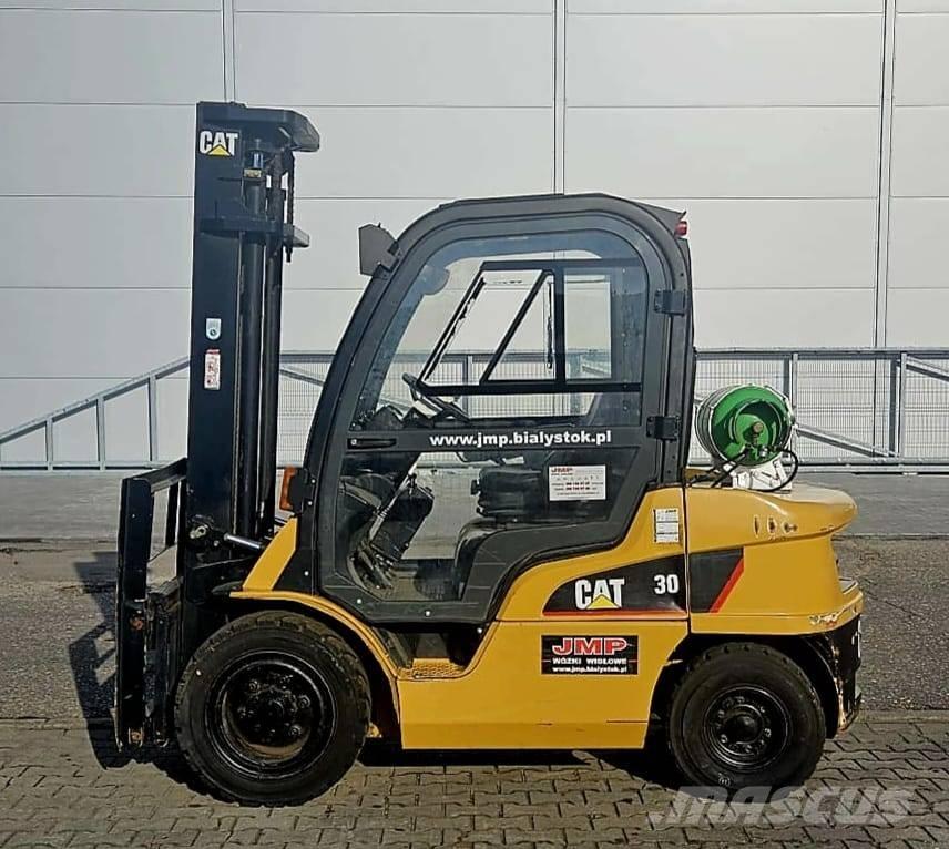 CAT GP 30 N LPG trucks