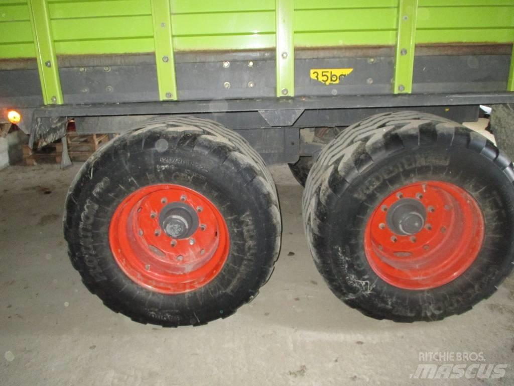 CLAAS Quantum 4700 Speciality Trailers