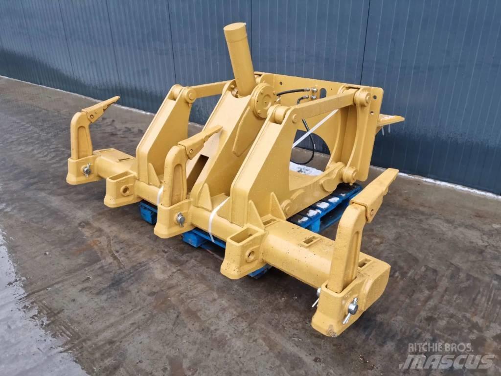 CAT 140GC Rippers