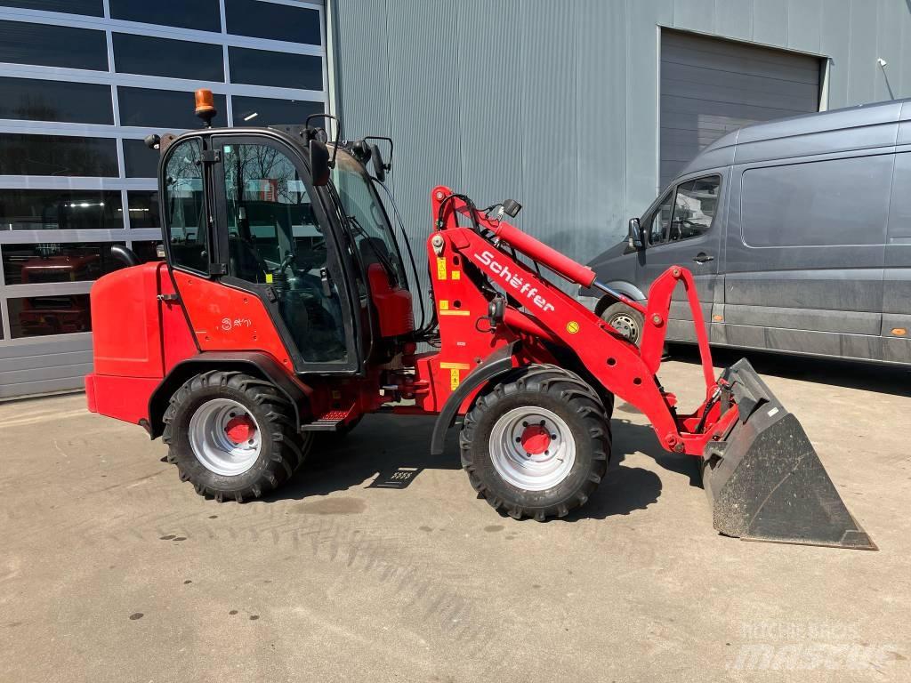 Schäffer 4360 Mini Loader