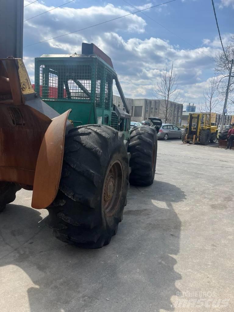 Timberjack 240 B Conventional Trucks / Tractor Trucks