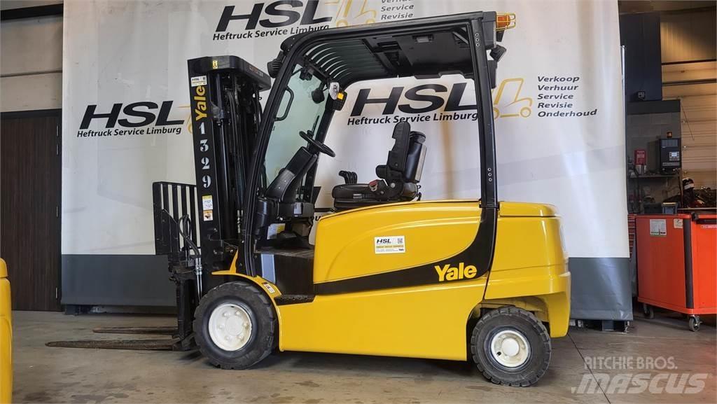 Yale ERP35VL E2145 Electric Forklifts