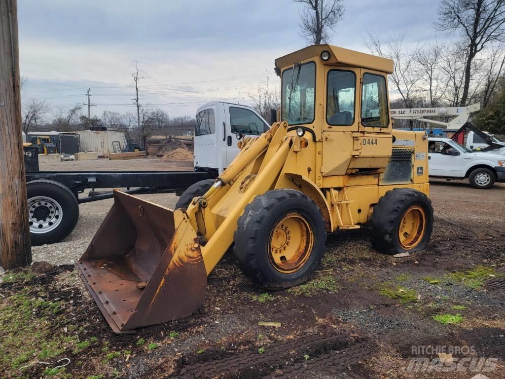 John Deere 444 A Wheel Loaders